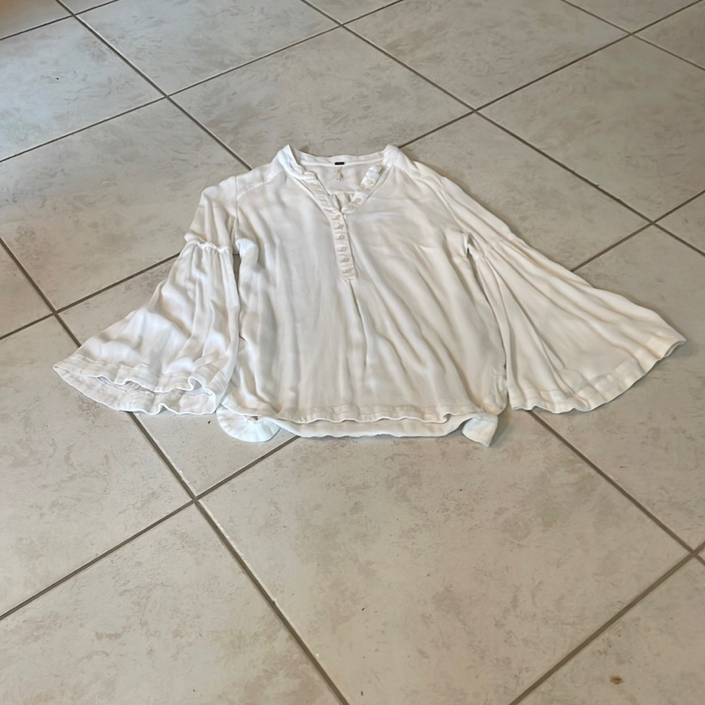 Free people, bell sleeve, long sleeve top